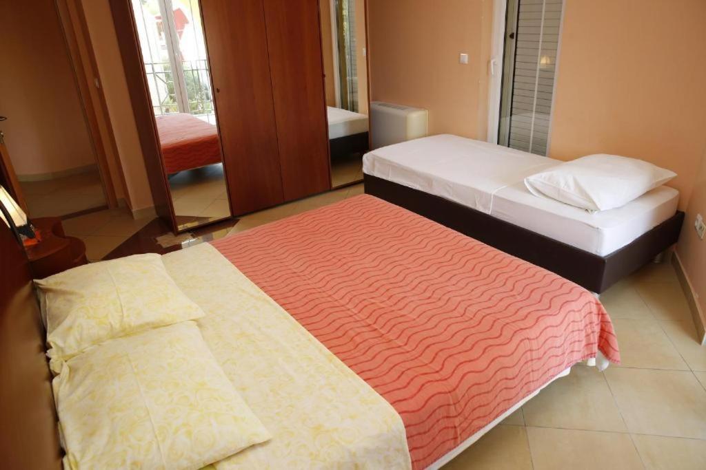 Vila Nara Hotel Vodice Exterior photo