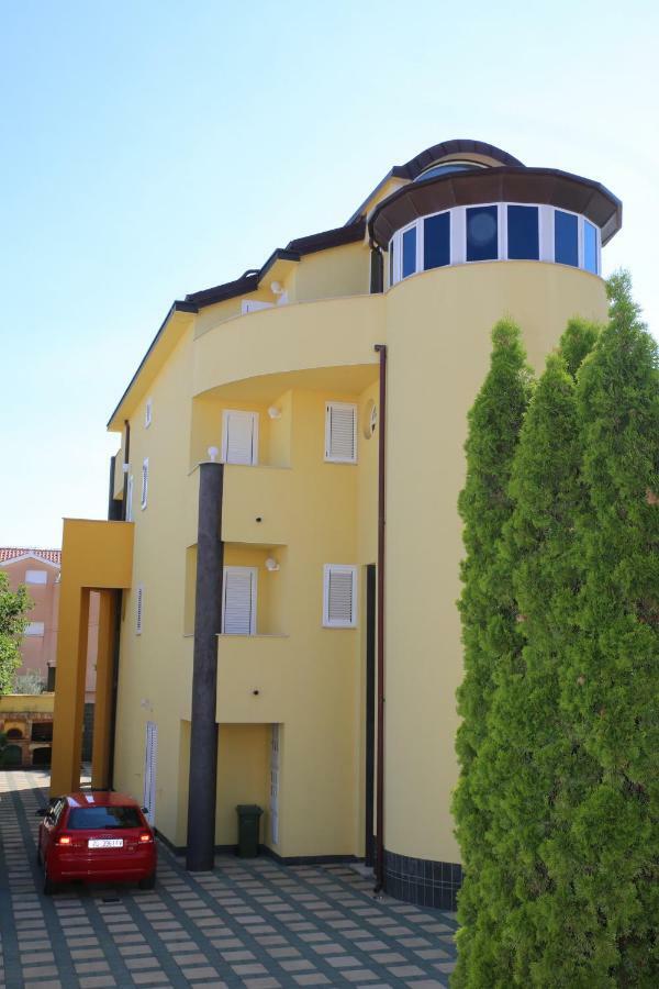 Vila Nara Hotel Vodice Exterior photo